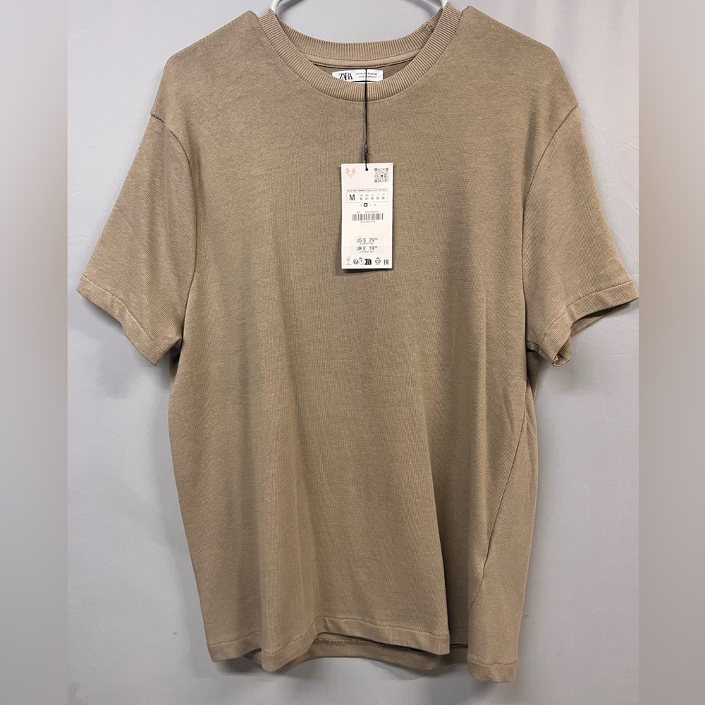 Zara Men's Beige Short Sleeve Tee